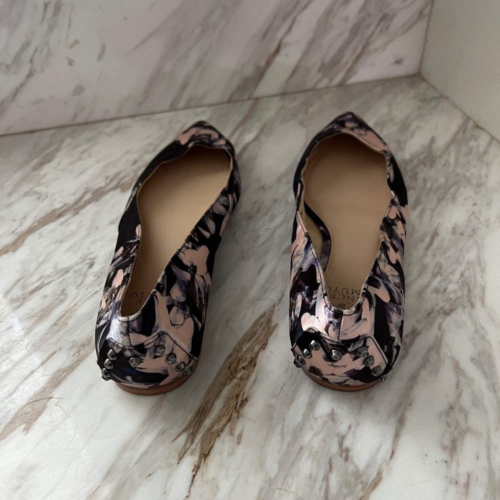 Vince Camuto Alley' Floral Studded Flats Size 7.5